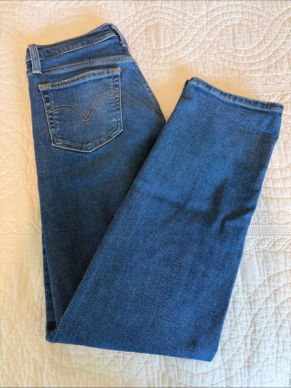 Levi's Wedgie Straight-Leg Jeans in Classic Blue Denim